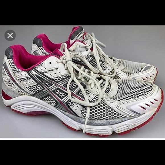 ASICS Gel Women’s  Running/Cross Training Shoe - Picture 1 of 8